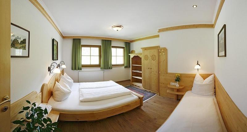 Appartementhaus Sonnenschein Mayrhofen Δωμάτιο φωτογραφία